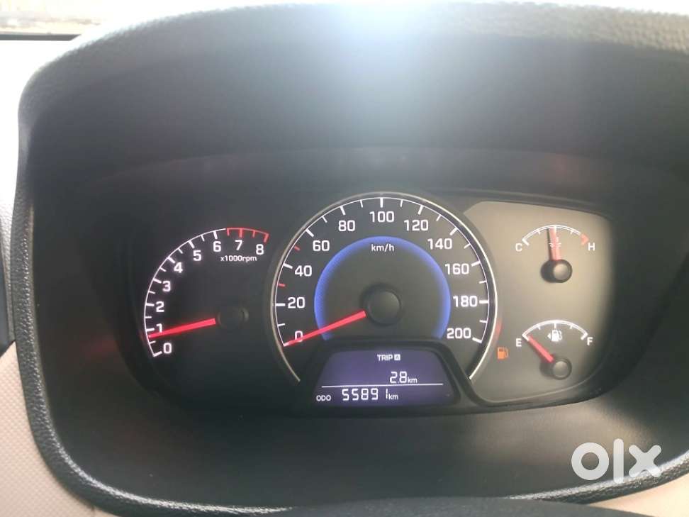 Hyundai Grand I10 2013-2016 Sportz, 2015, Petrol