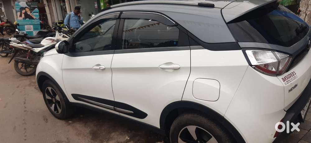 Tata Nexon 1.5 Revotorq Xz Plus, 2018, Petrol