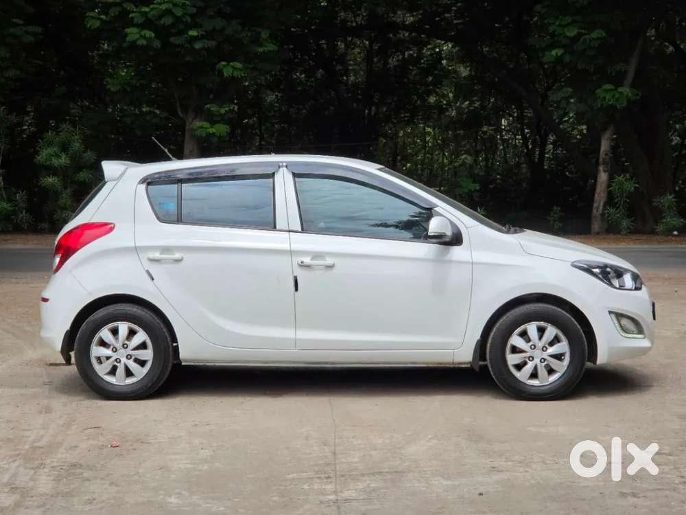 Hyundai I20 Sportz 1.2 Bs-iv, 2013, Petrol