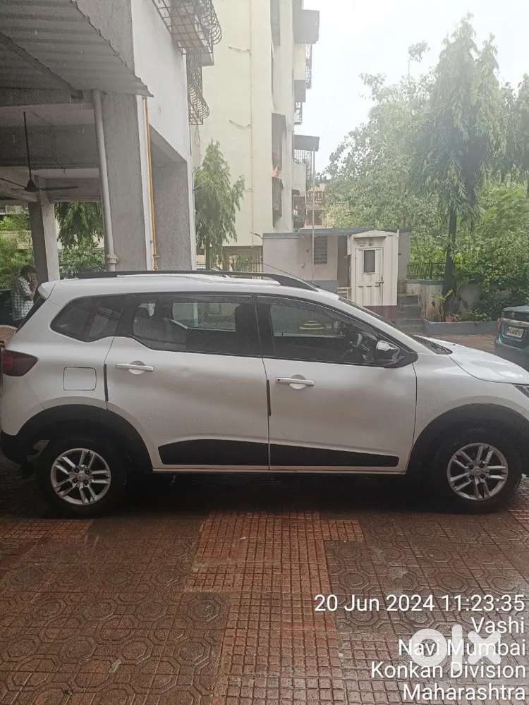 Renault Triber 2023 Petrol Rxt Amt