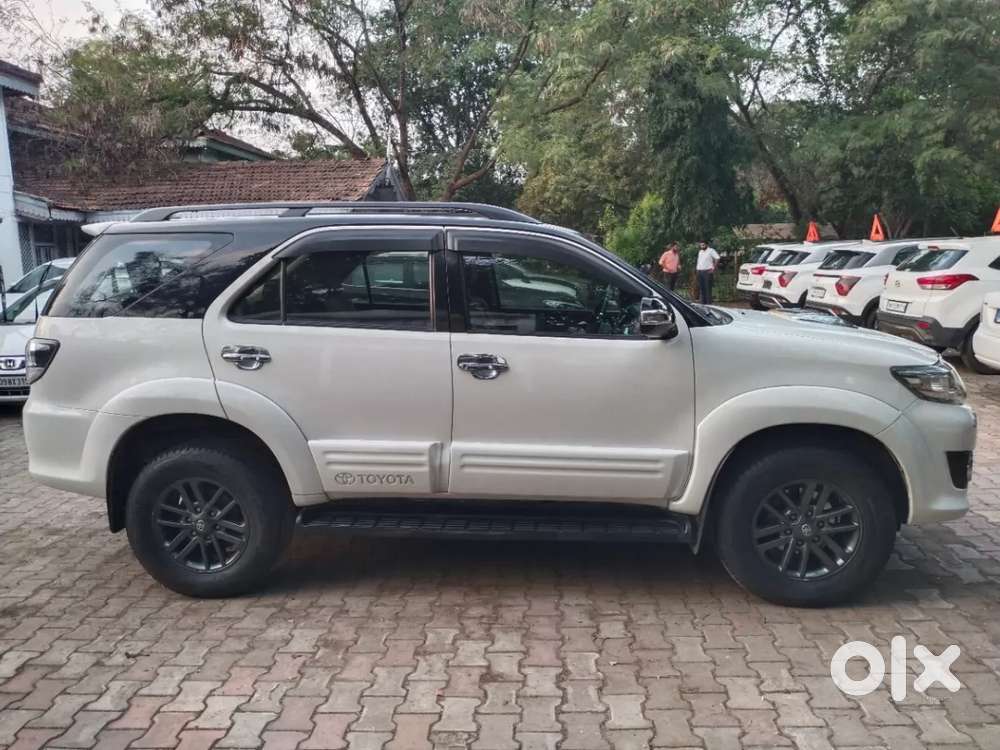 Toyota Fortuner 4x2 At, 2015, Diesel
