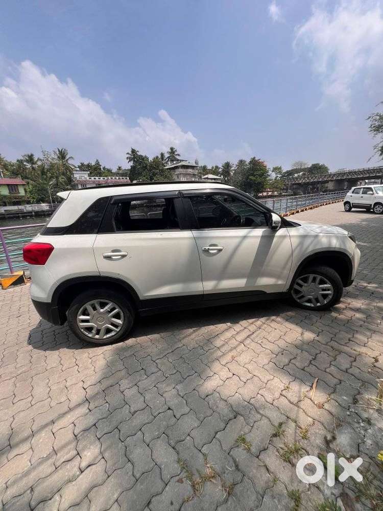 Maruti Suzuki Brezza 1.5 Vxi Smart Hybrid, 2021, Petrol