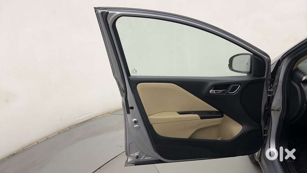 Honda City 1.5 V 4th Gen I-vtec Mt, 2022, Petrol