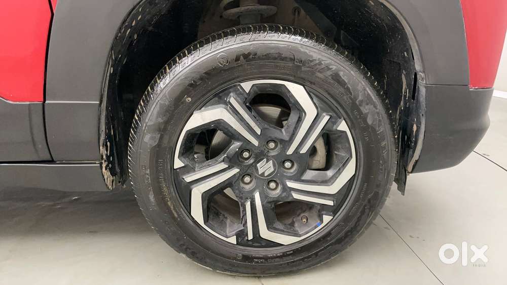 Maruti Suzuki Vitara Brezza 1.5 Zxi Plus At Dual Tone, 2022, Petrol
