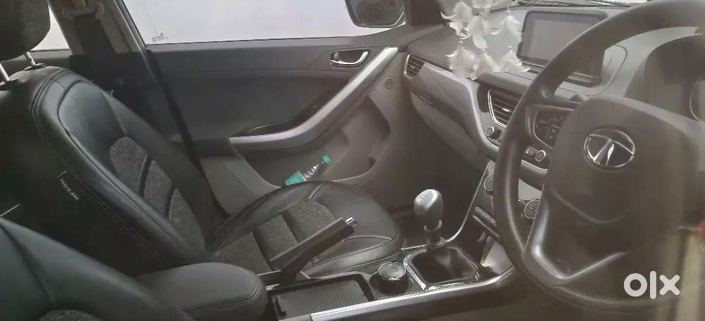 Tata Nexon 2018 Petrol 33000 Km Driven