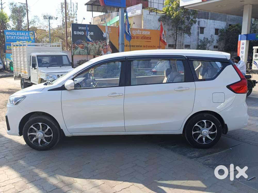 Maruti Suzuki Ertiga 2022-2023 Vxi Cng, 2024, Cng & Hybrids