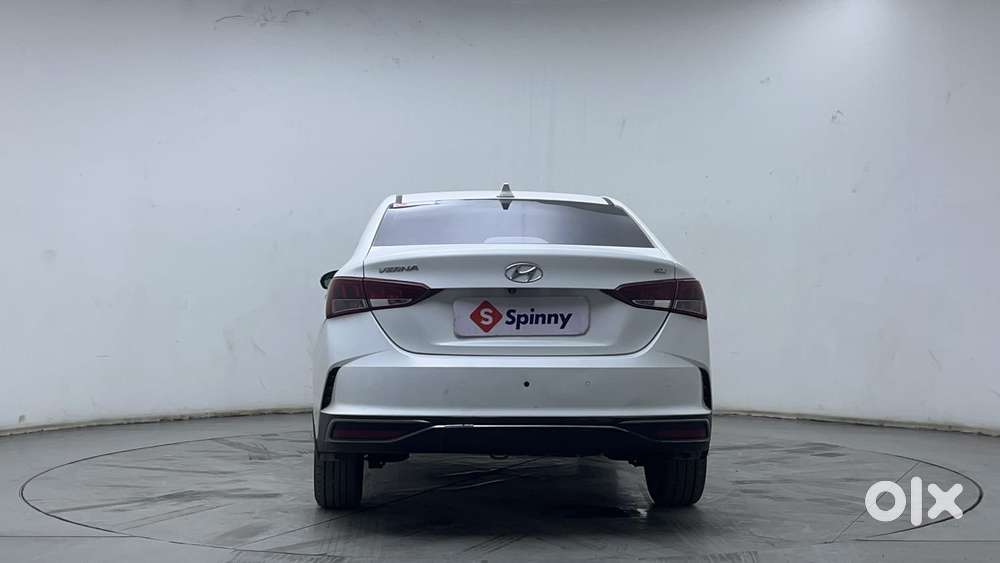 Hyundai Verna 1.5 Sx Vtvt Ivt, 2020, Petrol