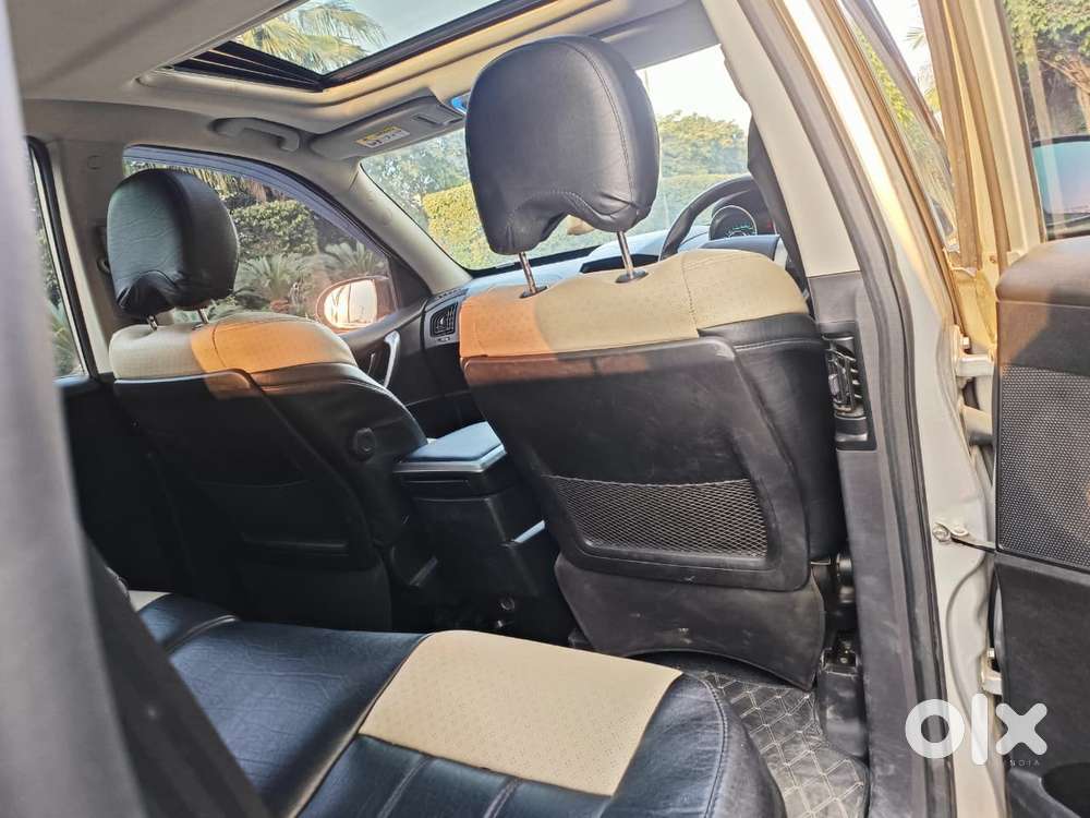 Mahindra Xuv500 W9 At 1.99, 2020, Diesel