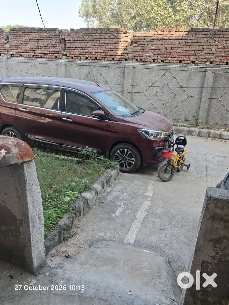 Maruti Suzuki Ertiga Zxi 2025
