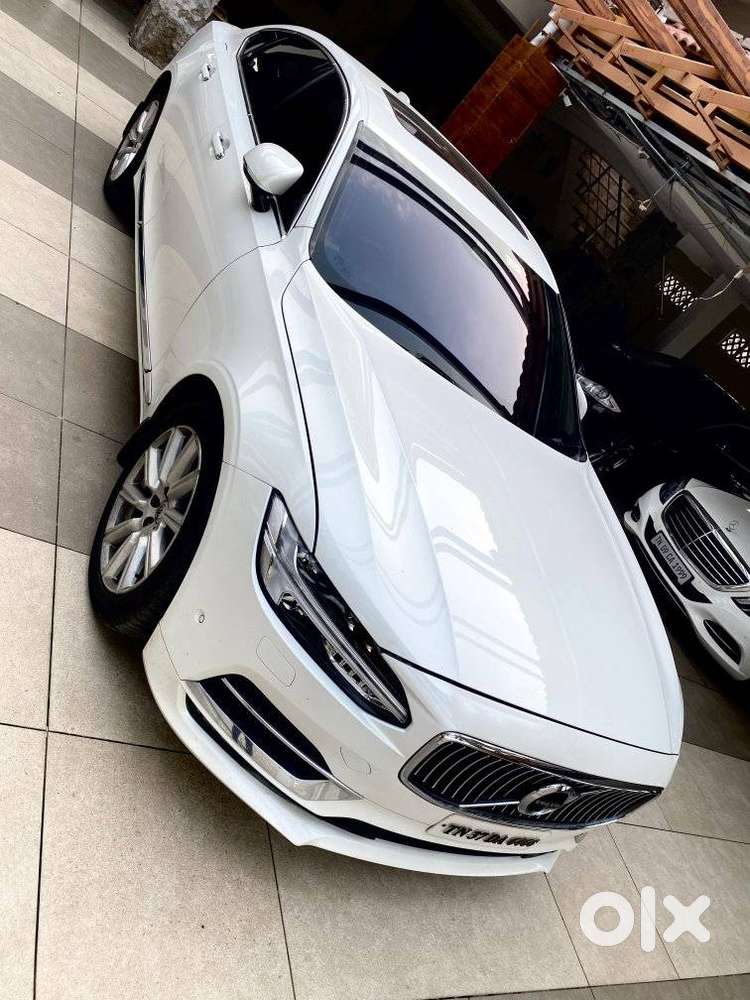 Volvo S90 D4 Momentum, 2018, Diesel