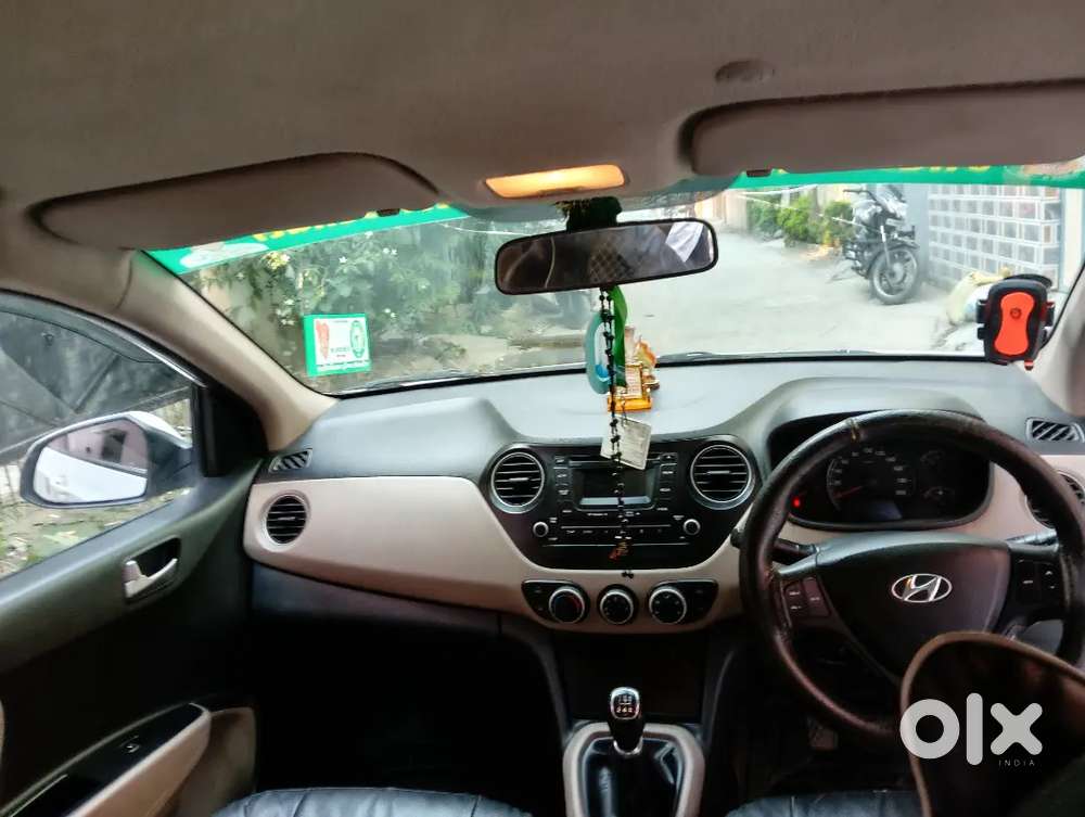 Hyundai Xcent 2016