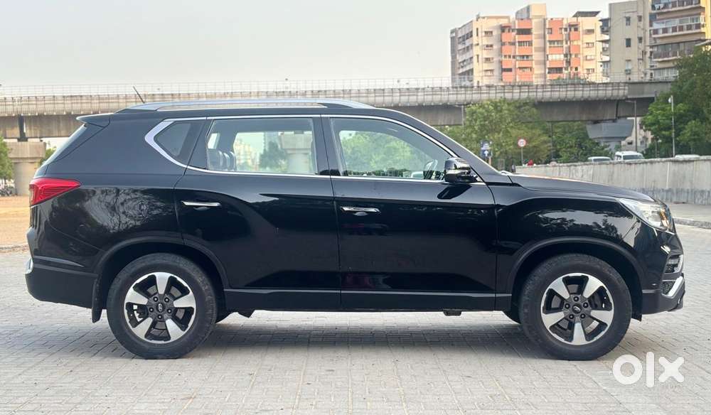 Mahindra Alturas G4 4wd At, 2019, Diesel