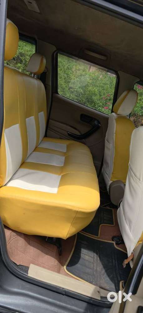 Mahindra Tuv 300 T6 Plus, 2016, Diesel