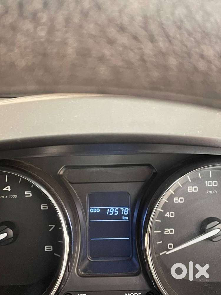 Tata Tiago Xz+ Dt Top Model Petrol