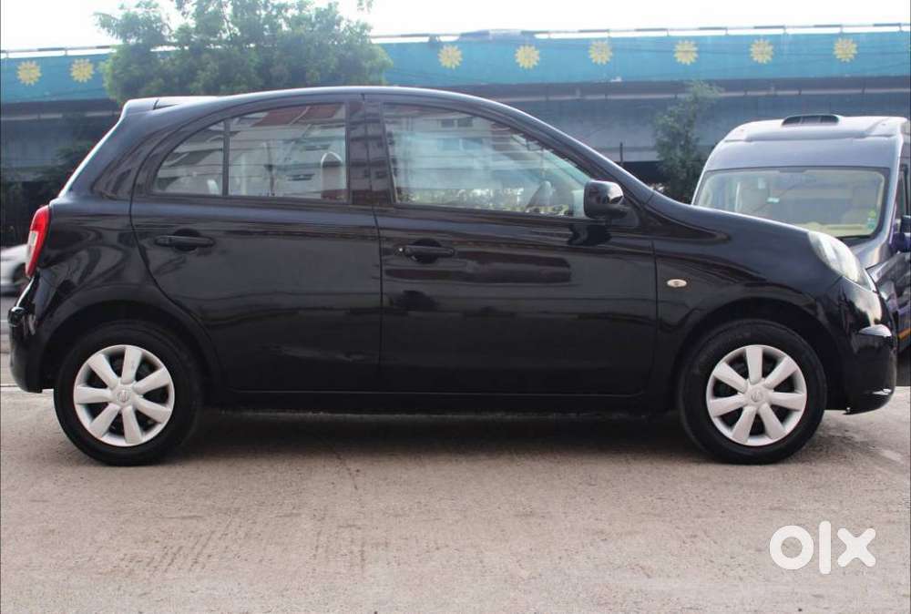 Nissan Micra Cvt Xv, 2015, Petrol