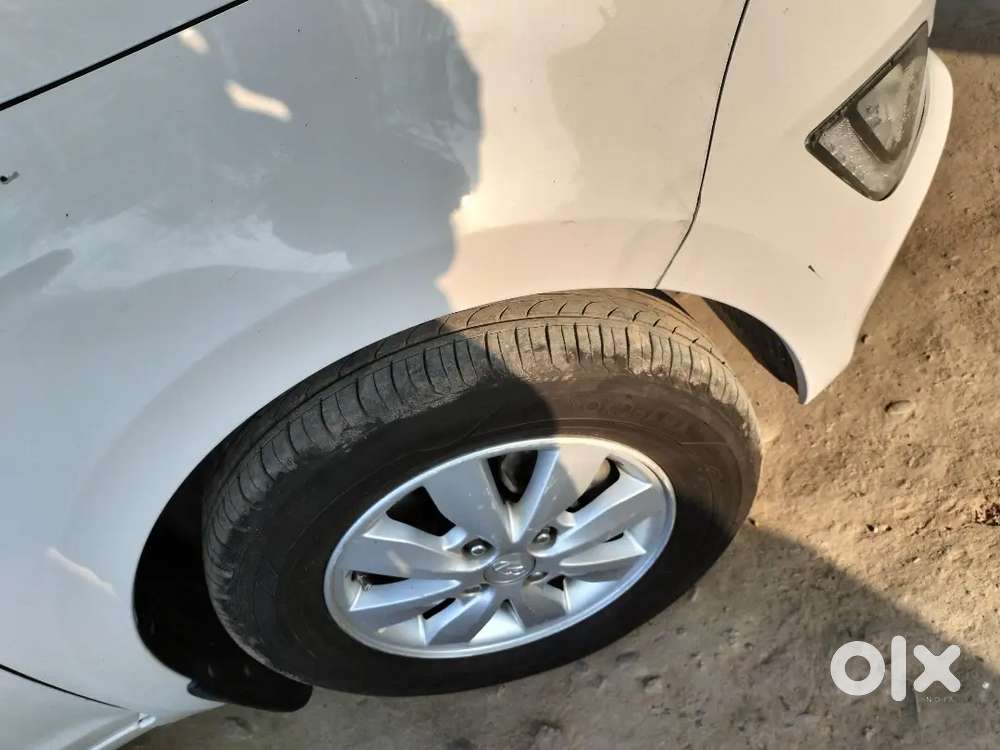 Good Condition Time To Time Service Non Accidental Yokohama Tire