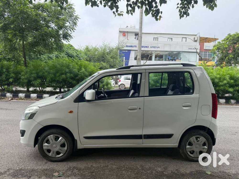 Maruti Suzuki Wagon R 1.0 Vxi Cng, 2017, Cng & Hybrids