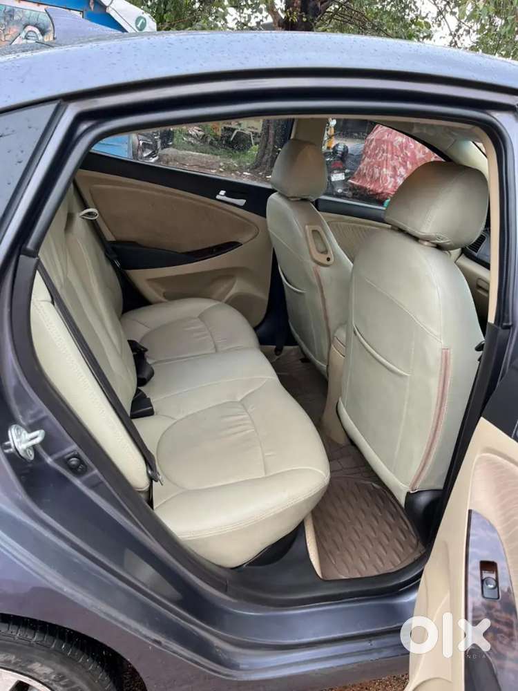 Hyundai Fluidic Verna 2015
