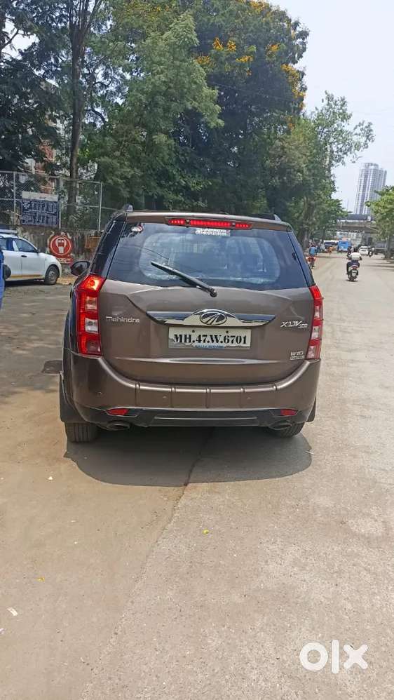 Mahindra Xuv500 W10 2018