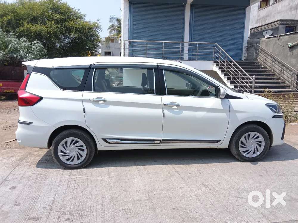 Maruti Ertiga Vxi 2025