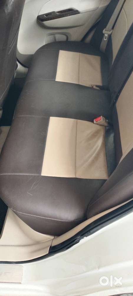 Maruti Suzuki Dzire 1.2 Vxi 2015