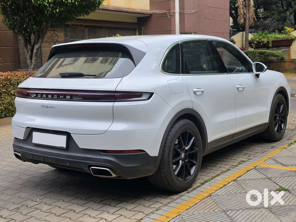 Porsche Cayenne V6 Tiptronic, 2023, Petrol