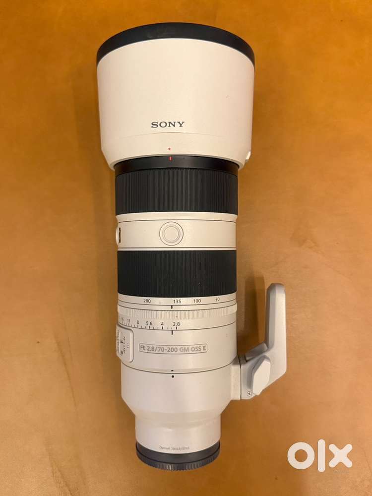 Sony 70-200 f2.8 GM II for Sale in New Condition