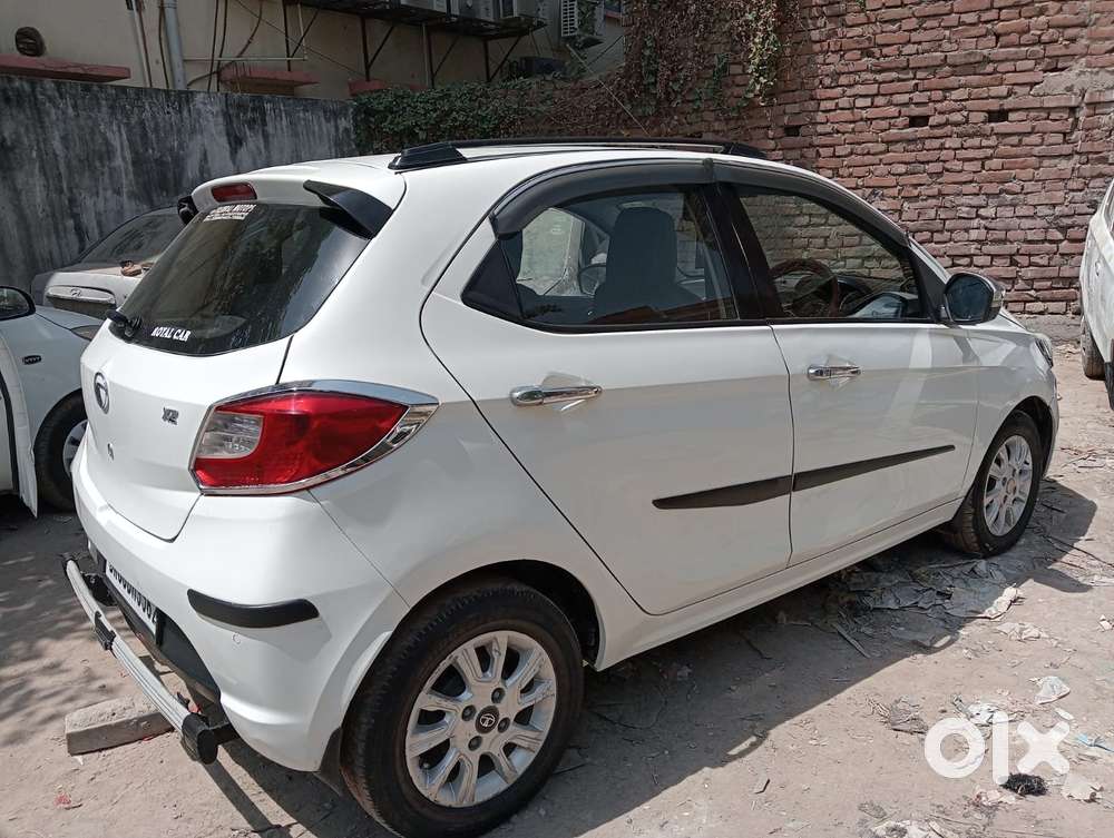Tata Tiago Xz, 2017, Petrol