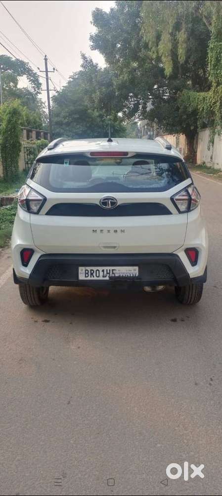 Tata Nexon 1.2 Revotron Xm (s), 2023, Petrol