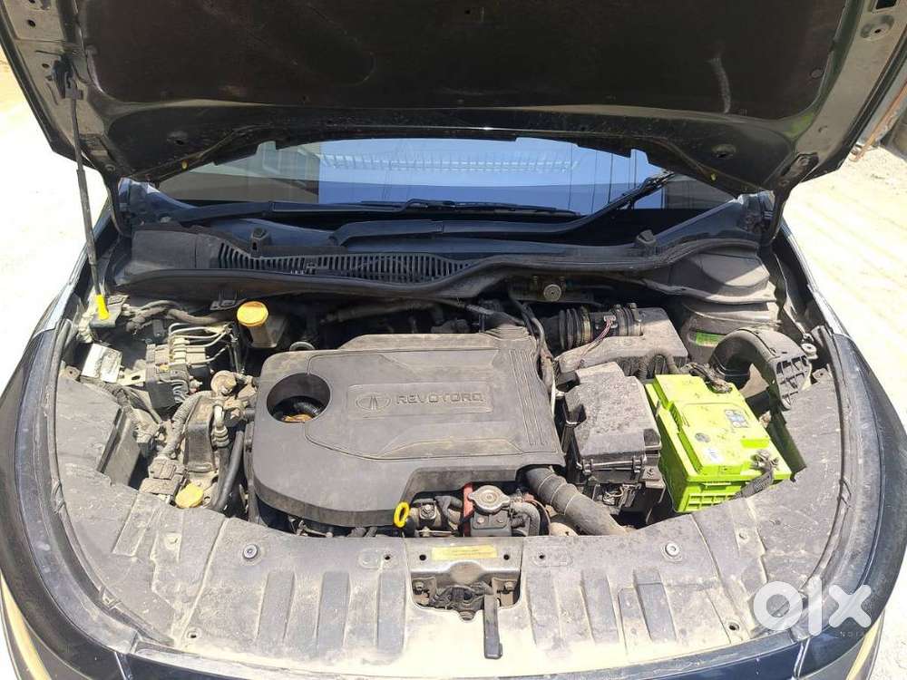 Tata Altroz 1.2 Xm, 2023, Petrol