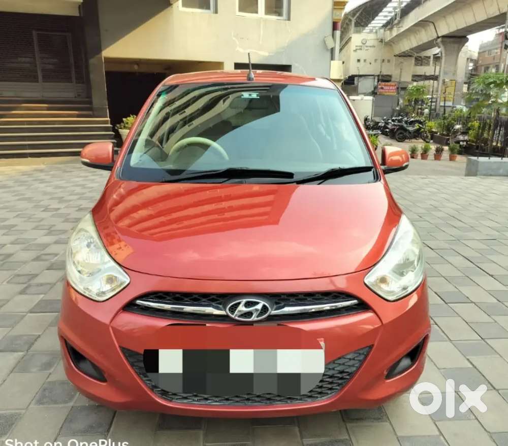 Hyundai I10 Sports Automatic 2011 Fresh Valid 2031 &  81000 Km Driven
