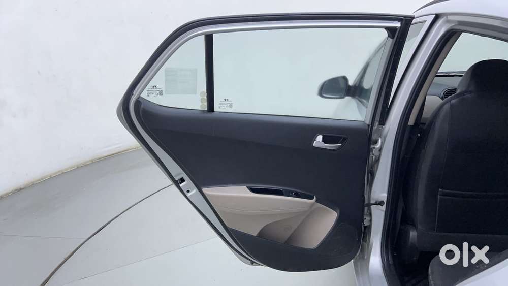Hyundai Grand I10 1.2 Kappa Asta At Vtvt, 2015, Petrol