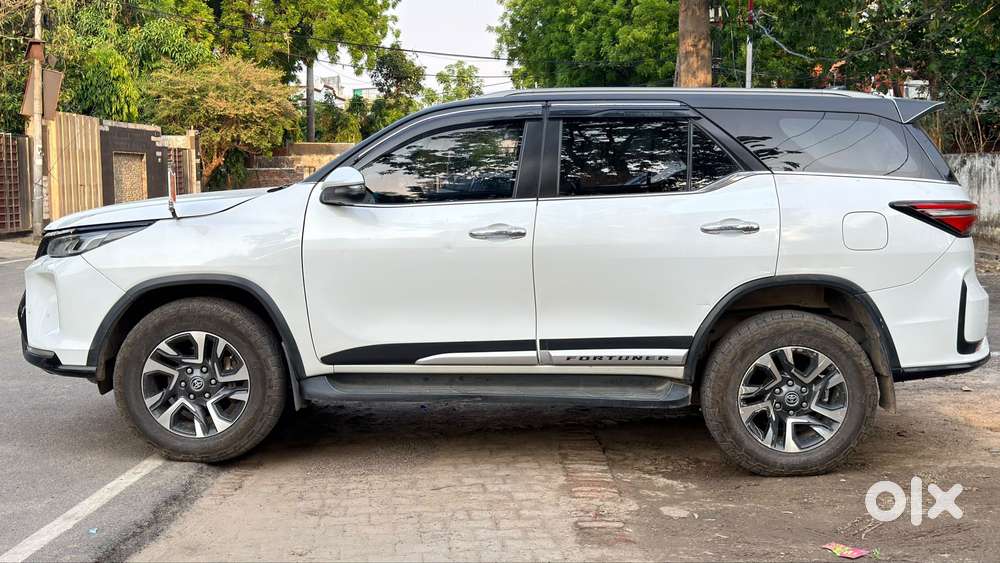 Toyota Fortuner Legender 4x2 At 2.8, 2024, Diesel