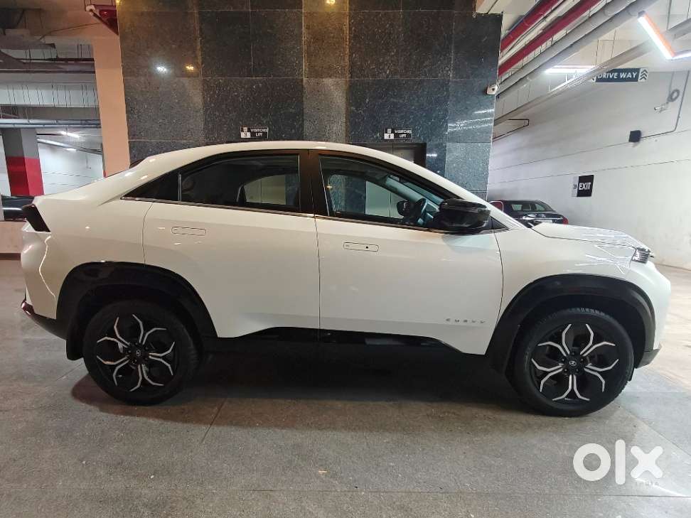 Tata Curvv, 2025, Petrol
