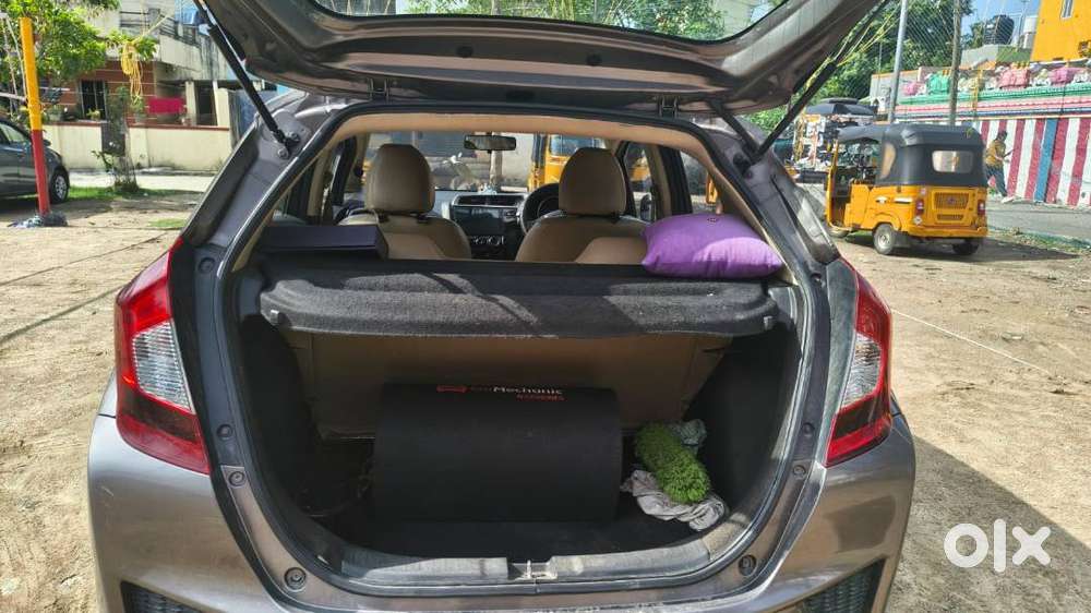 2016 Honda Jazz Smt Petrol  75,000 Km  Well Maintained