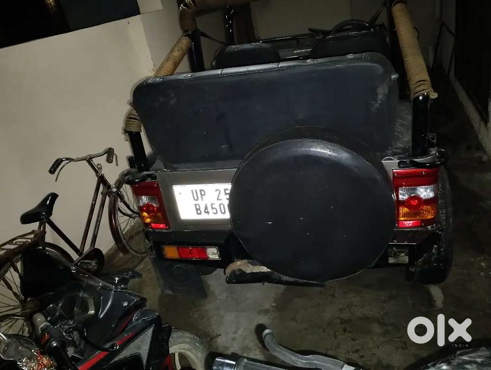 Mahindra Jeep Classic 1992