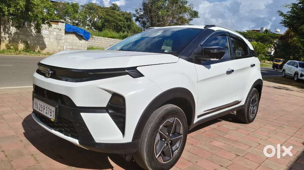 Tata Nexon Creative Plus S 1.2 Revotron Petrol 6 Mt, 2024, Cng & Hyb..