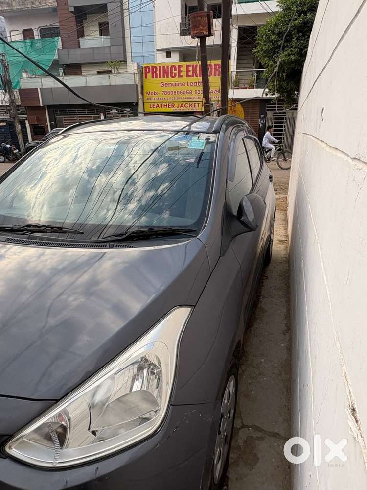 Hyundai Grand I10 2015 Petrol Manual [fixed Price]