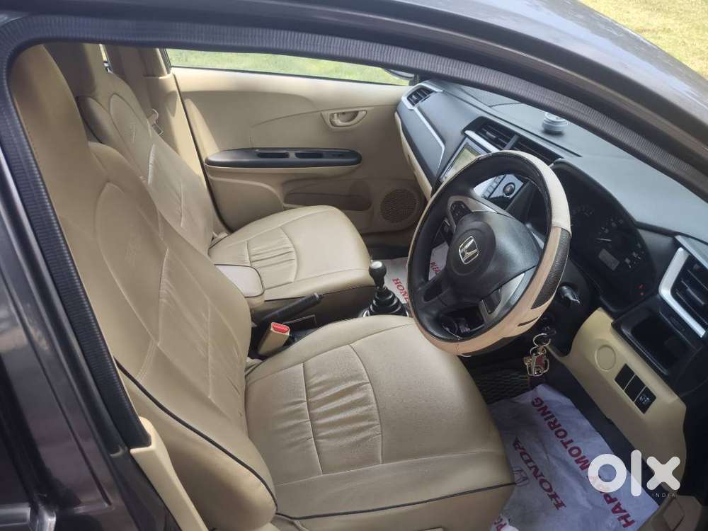 Honda Amaze Privilege Edition (2017)  36k Km  Full Honda Service His