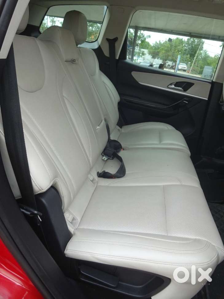 Mahindra Xuv700 2.2 Ax 7 Diesel At Luxury Pack Str, 2023, Diesel