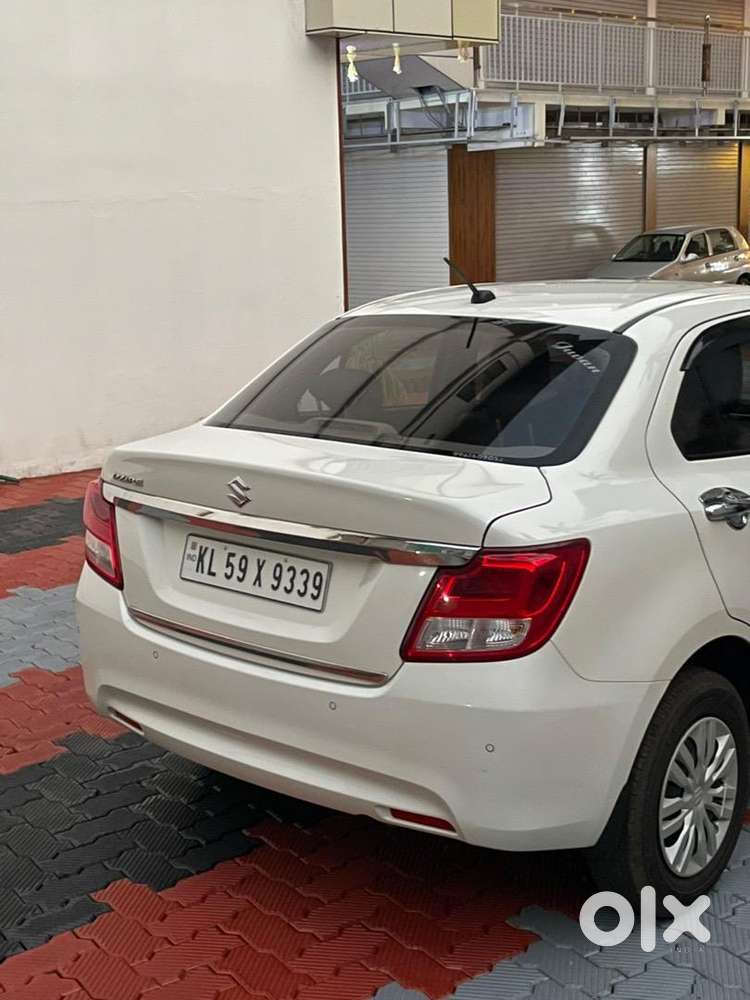 Maruti Suzuki Swift Dzire 2022 Petrol 65283 Km Driven