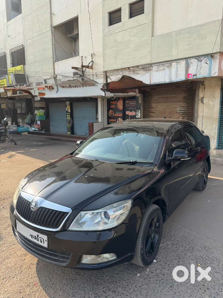 Skoda Laura Diesel 2011 Car