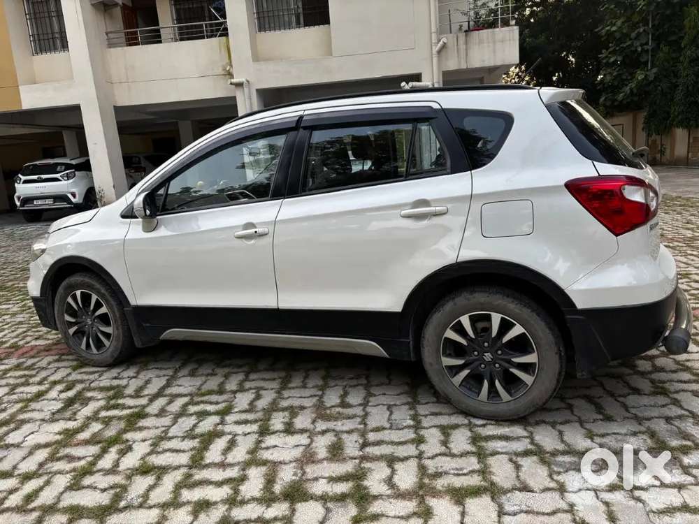 Maruti Suzuki S-cross 2021 पेट्रोल मैनुअल