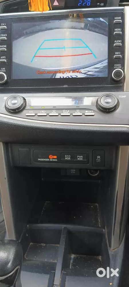 Toyota Innova Crysta [2020-ongoing] 2.4 Zx 7 Str, 2022, Diesel
