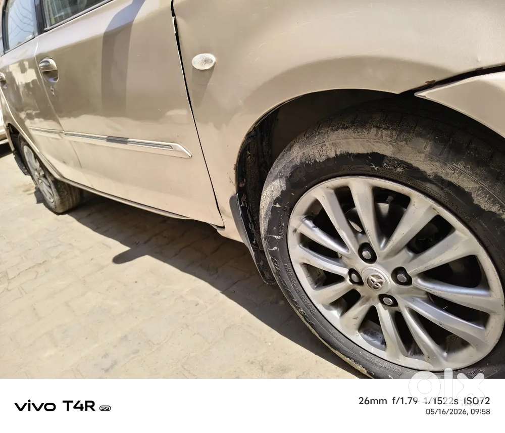 Toyota Etios 2011 Petrol+cng 135000 Km