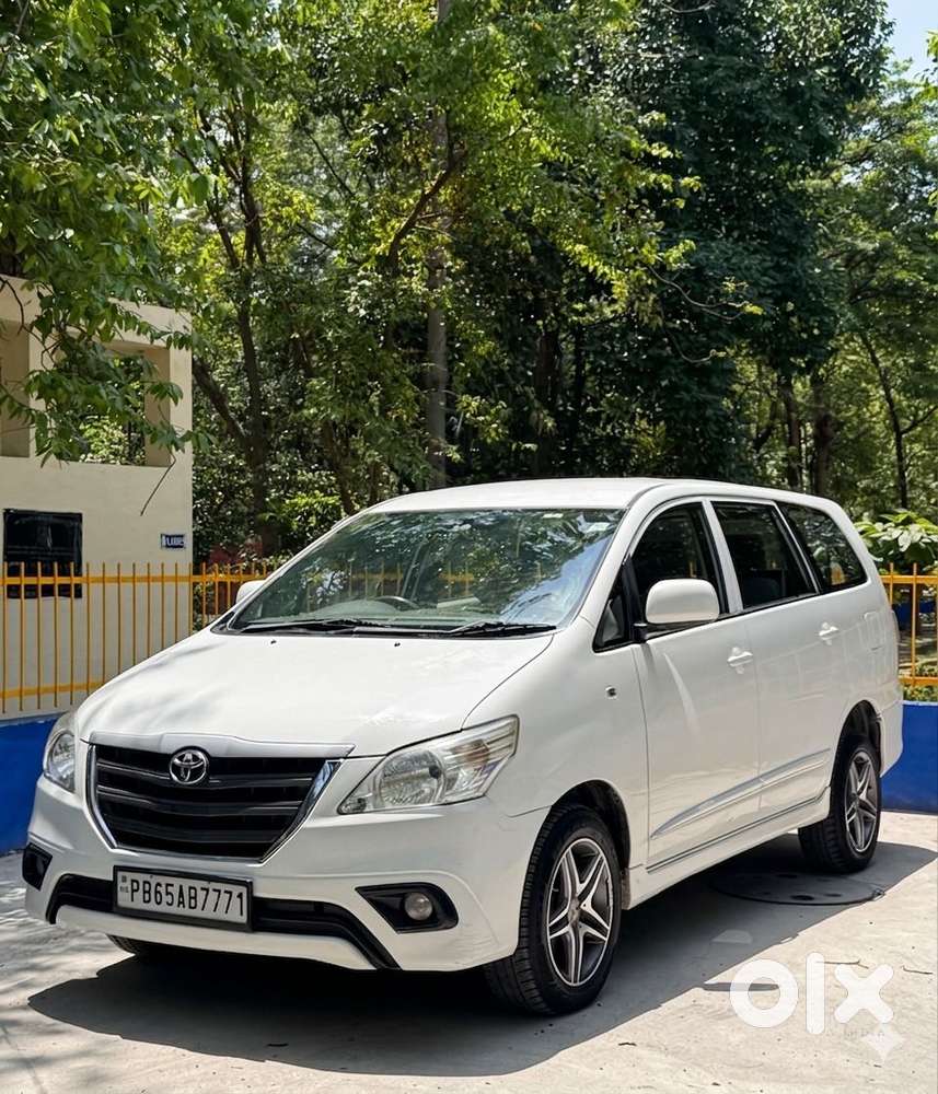 Toyota Innova 2.5 Gx 7 Seater Limited Edition, 2014, Diesel