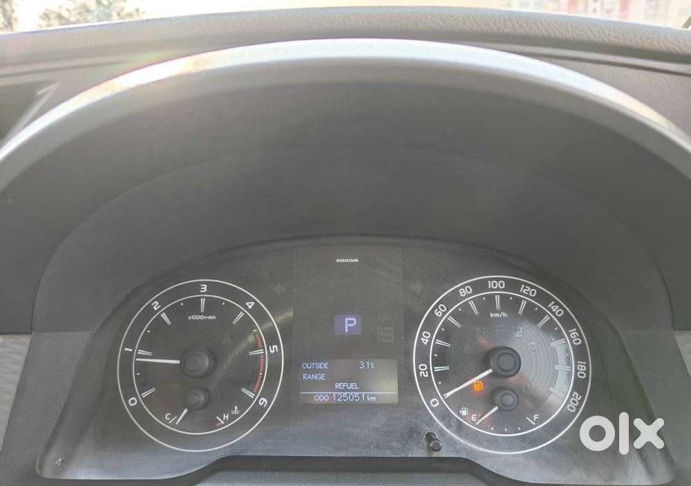 Toyota Innova Crysta 2.8 Gx At, 2016, Diesel