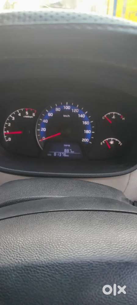 Car Ekadam Badhiya Condition Mein Hai
