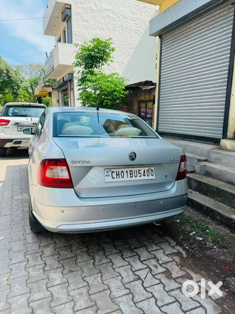 Skoda Rapid Petrol 2018