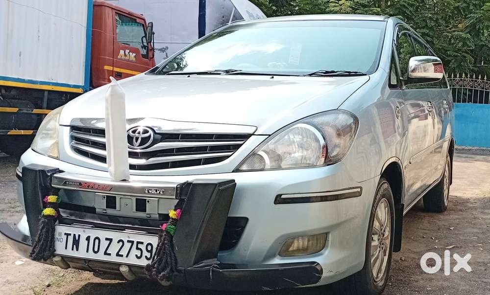 Toyota Innova 2.5v 2010 Model Fc-01-05-2030 Full Company Serviced Car